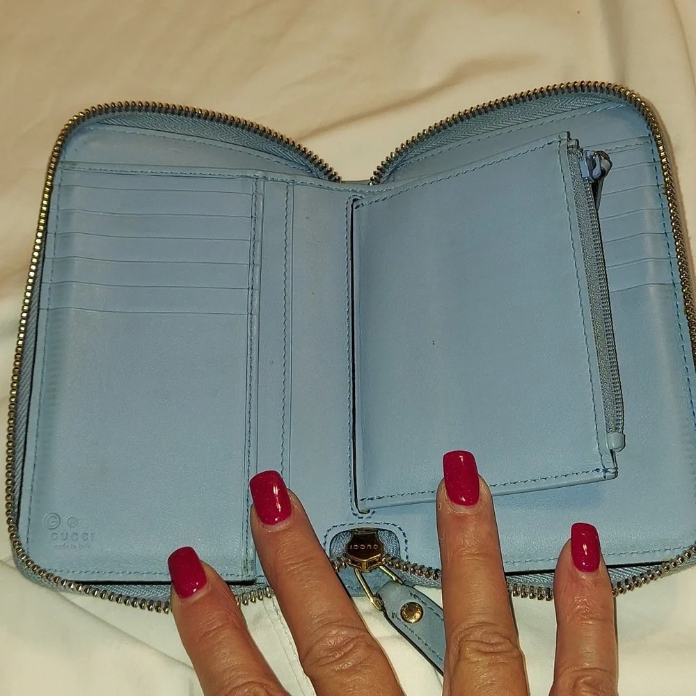 Authentic Gucci Micro Guccissima Small Zippy Wallet Organizer - Picture 7 of 10